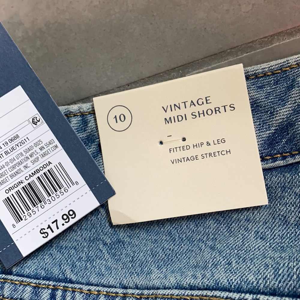 Universal Thread Target Denim Shorts - Picture 4 of 4